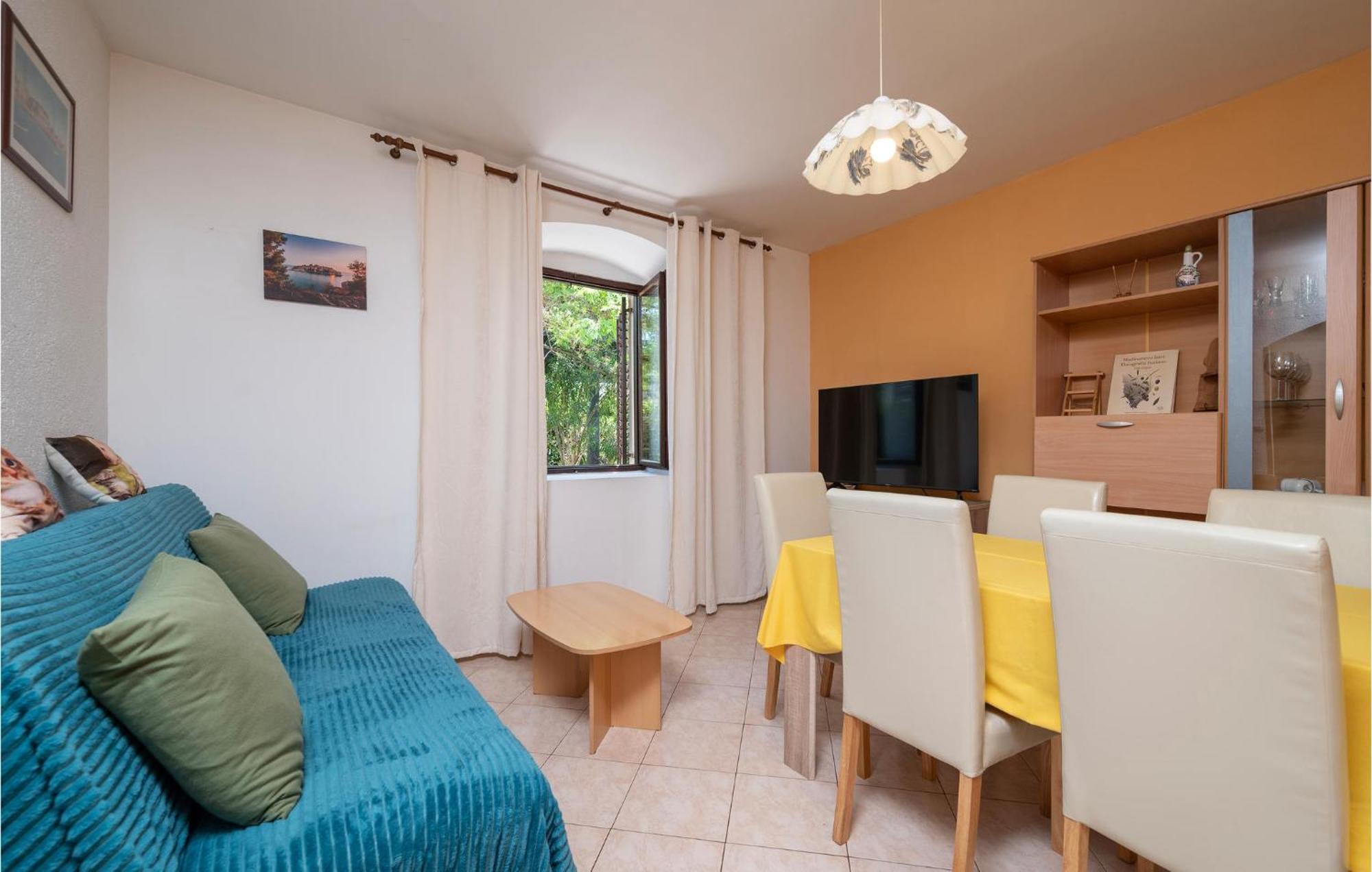 Cozy Apartment In Fazana With Kitchen Zewnętrze zdjęcie